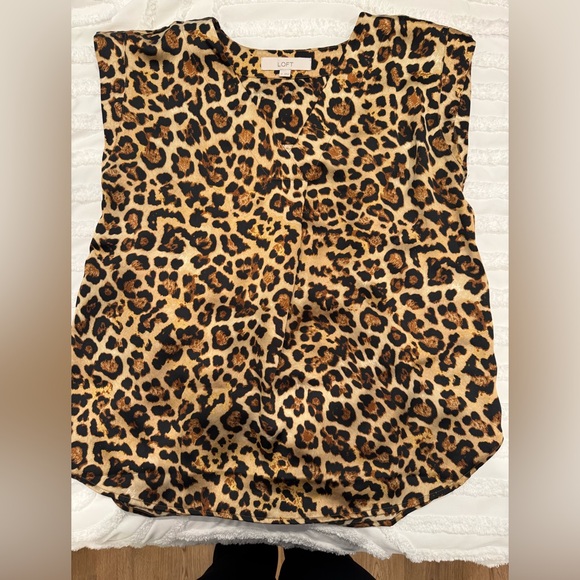 LOFT Tops - LOFT Leopard Print Blouse- size M